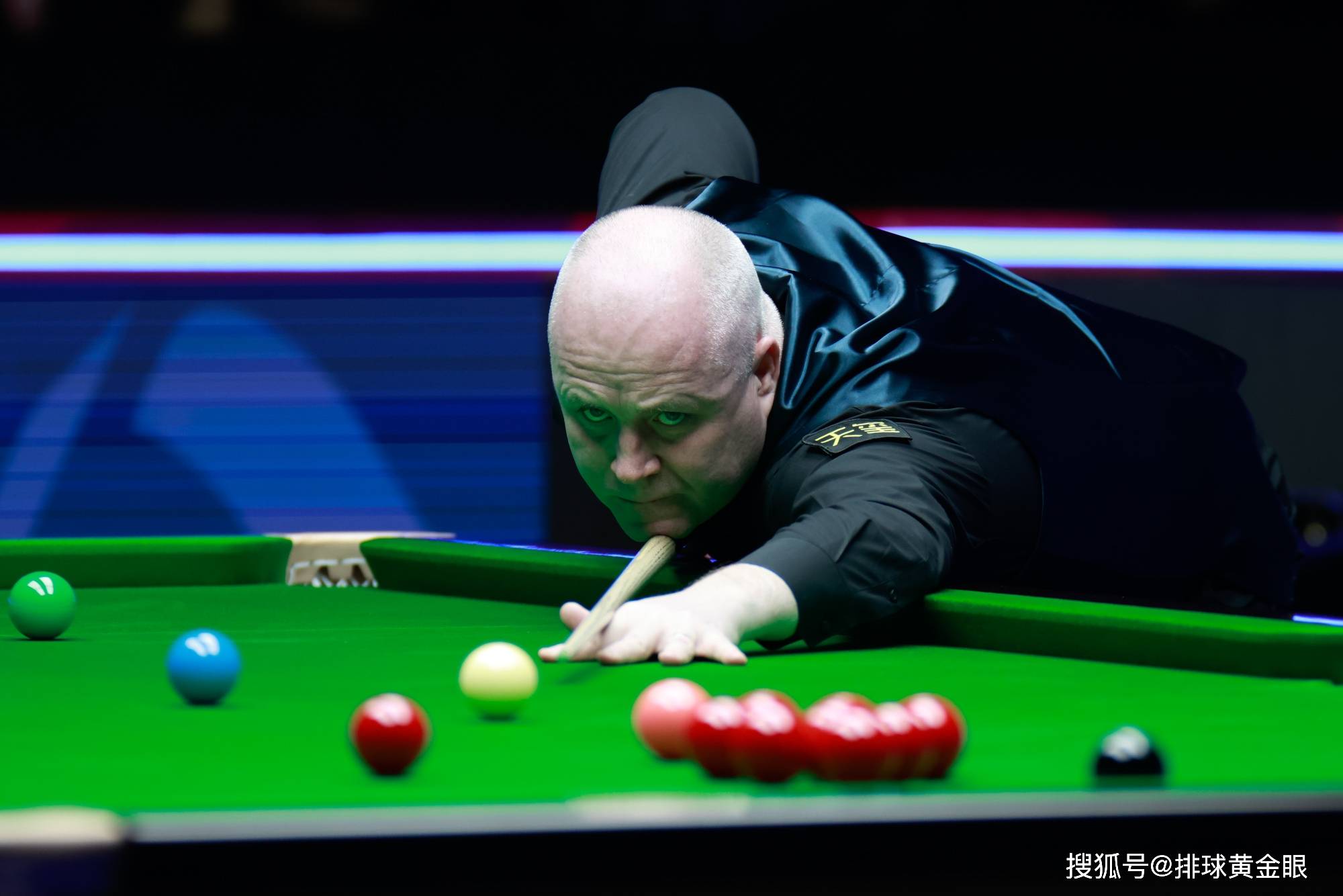 示了极其出 示了极其出